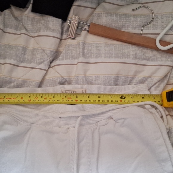 Free planet white joggers - Picture 5 of 5